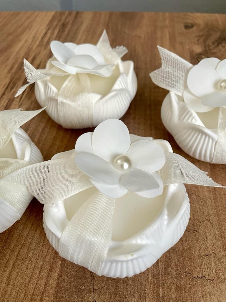 Vanilya Kokulu Çiçek Süslemeli Lotus Beton Mum - 2