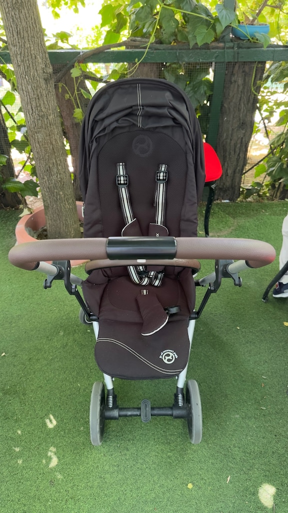 Cybex eezy twist 2 +