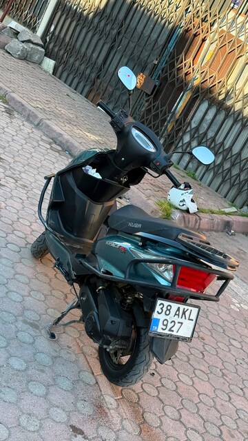 Motorsiklet scooter