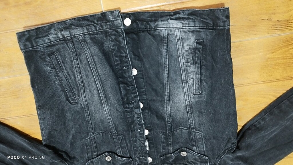 #DSquared2 ünlü marka taşlamalı kot ceket..Eni 52 Boyu 64??? - 3