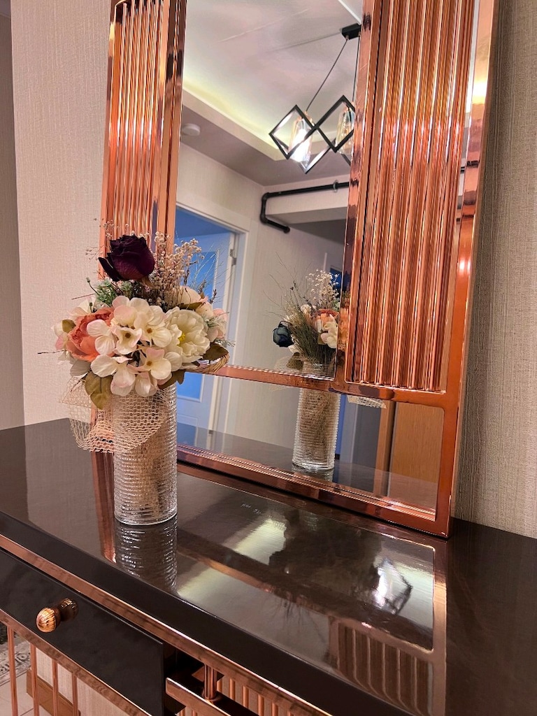 Rose Gold Aynalı Dresuar – Füme Cam Üst – Lüks Tasarım - 8