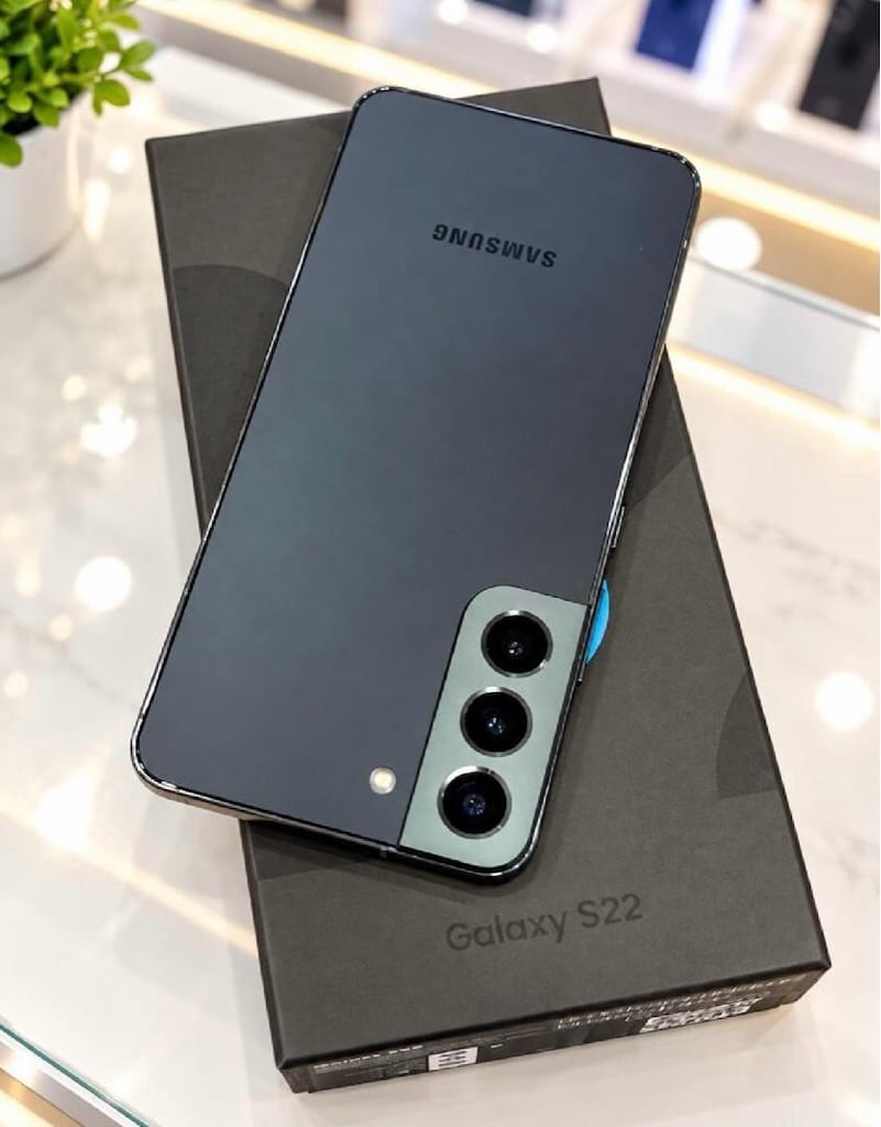 SAMSUNG GALAXY S22 5G 128/8 GB ORJİNAL TR CİHAZI HATASIZ - 2