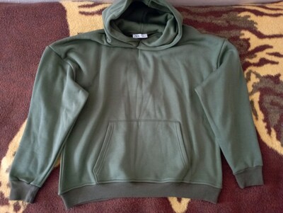 HİÇ KULLANILMAMIŞ İHTİYAÇ FAZLASI ZARA 42 BEDEN Haki Sweatshirt
