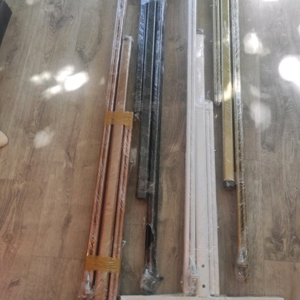 Askılık Stant Eşek,Metal Stand, Ayaklı Askılık,Tekerlekli Askılık,Gold - 11
