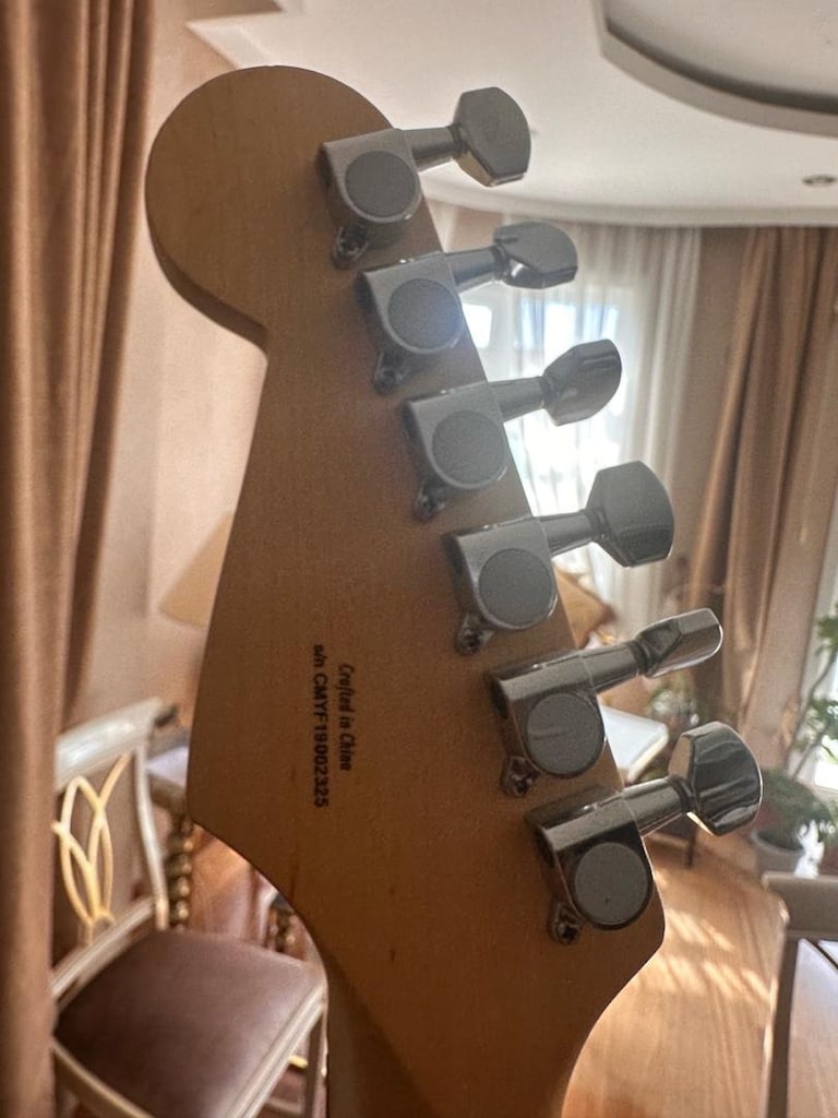 Squier by Fender Stratocaster Elektro Gitar – Kırmızı SSS - 5