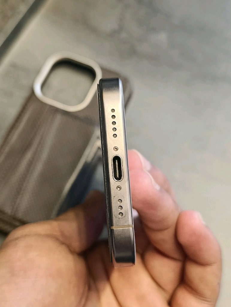 iPhone 16 pro - 4