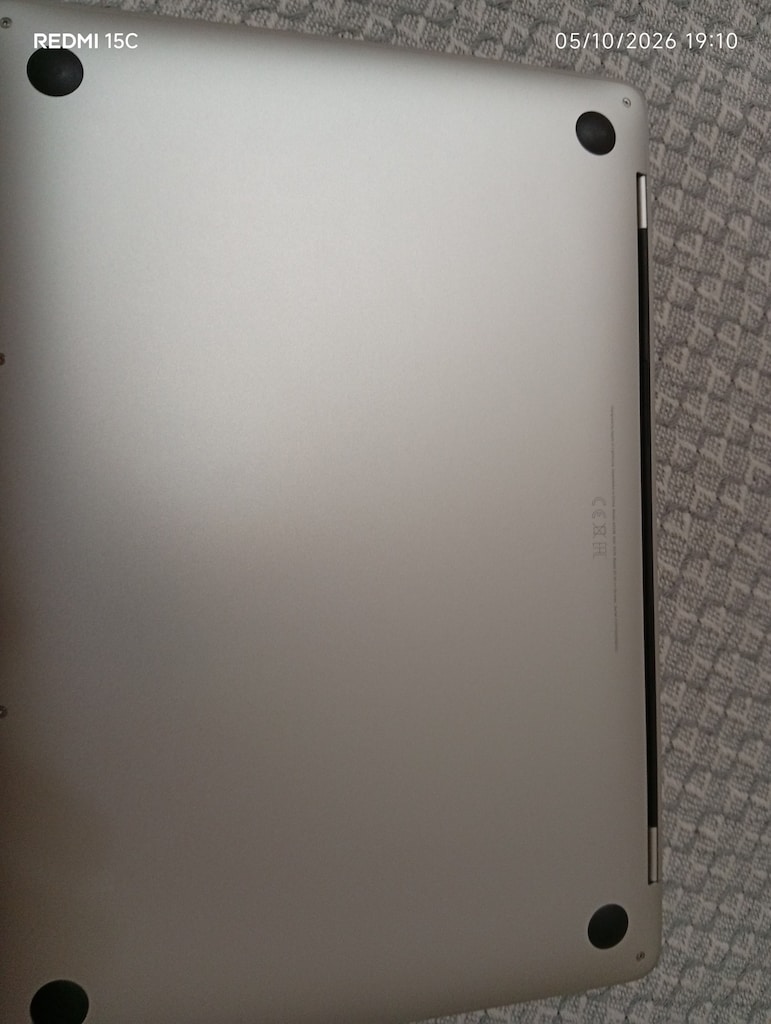 TERTEMİZ MACBOOK PRO M1 - 4