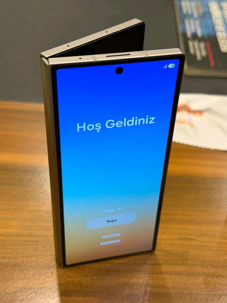 Samsung Galaksi Fold 6 512 gb tertemiz - 2