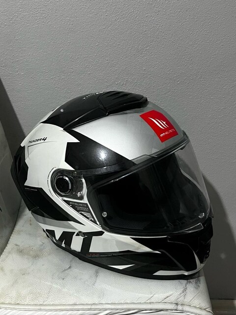 MT Thunder 4 kask