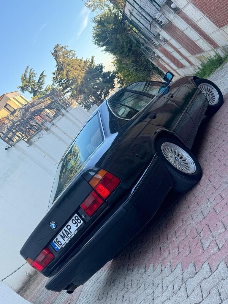Acill !.. BMW E34 520i '93 DiamantSchwarz M50B20 Manuel Business - 12