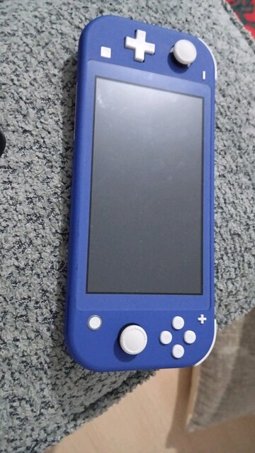 Nintendo swich lite sıfır gibi
