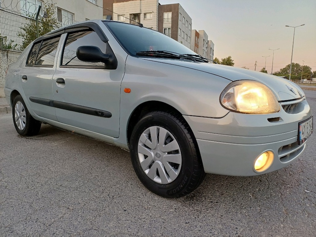 RENAULT CLİO 1.4 KLİMALI TAKAS OLUR FABRİKASYON TAM ORJİNAL - 2