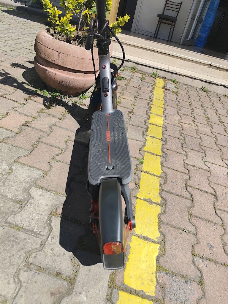 Segway Ninebot F3 Pro - 2