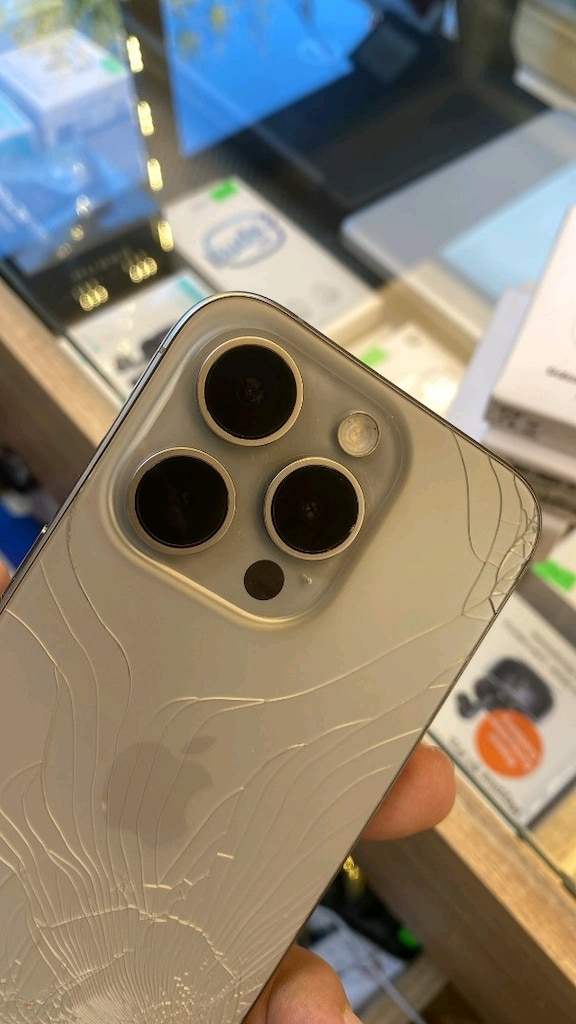 İphone 15 pro Süre var - 6