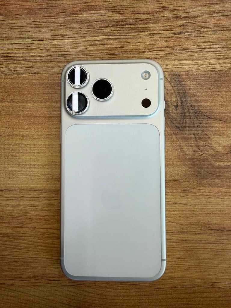 iPhone 17 pro max - 2