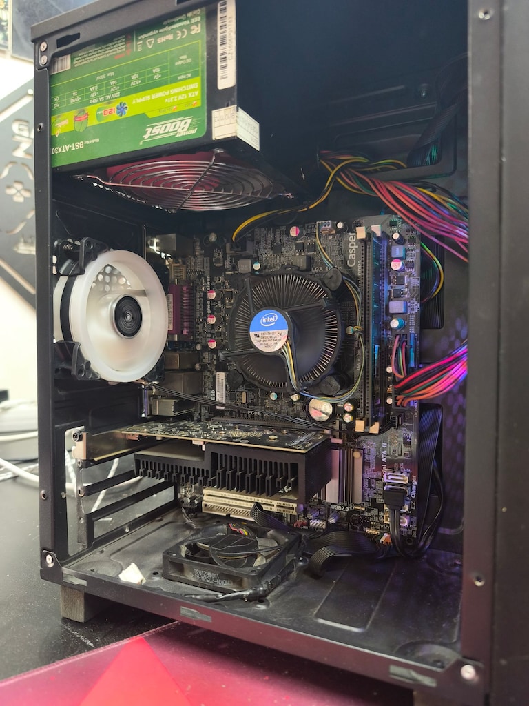 FULL TAKIM PC i5 3470-8GB-256GB SSD-GTX 1030 2GB-24 İNC 200 Hz Monitör - 4