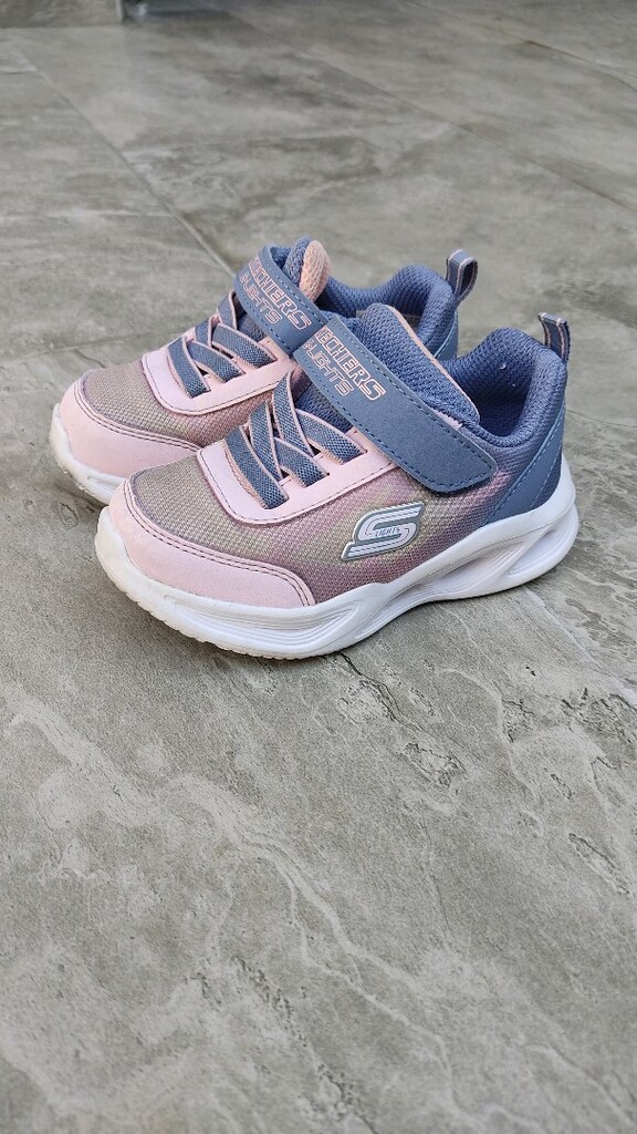 Skechers 23 numara ışıklı spor - 2