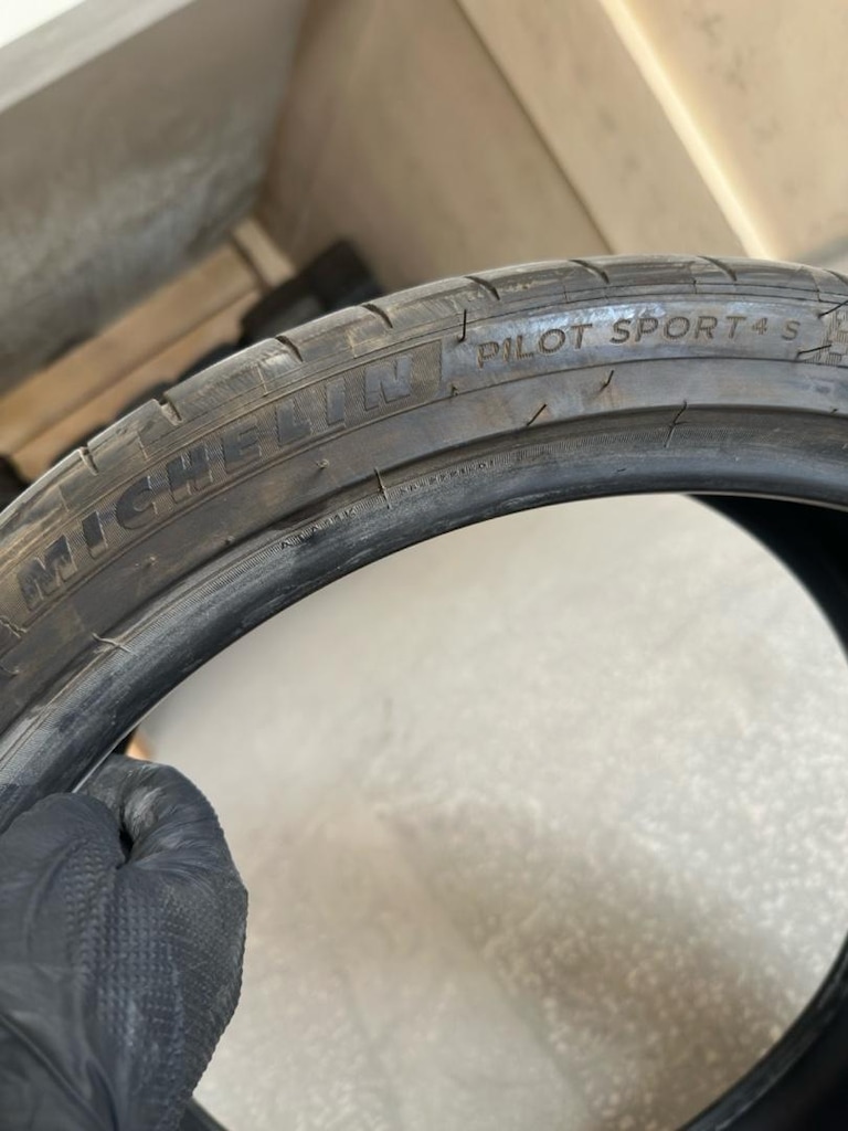 285/30R21 Michelin Pilot Sport 4S 2024 - 3