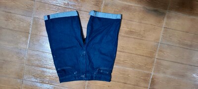 Cos H & M grubu İsveç marka Kadın kot şort..