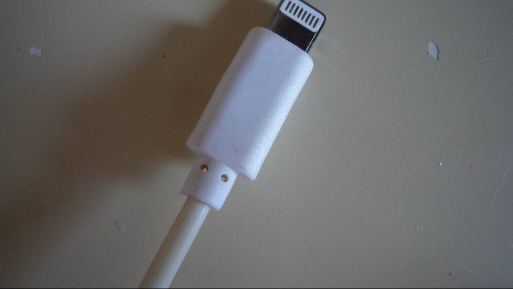 iPhone Lightning Uçlu Araç Şarj Cihazı - 4