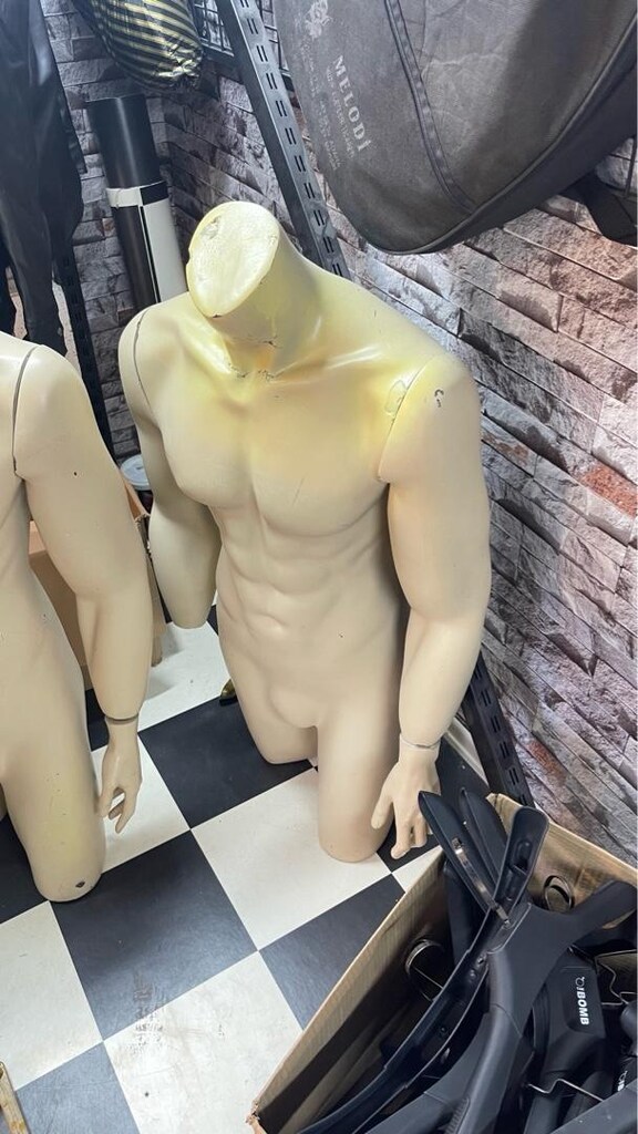 Atina Yarım Erkek Manken - 3