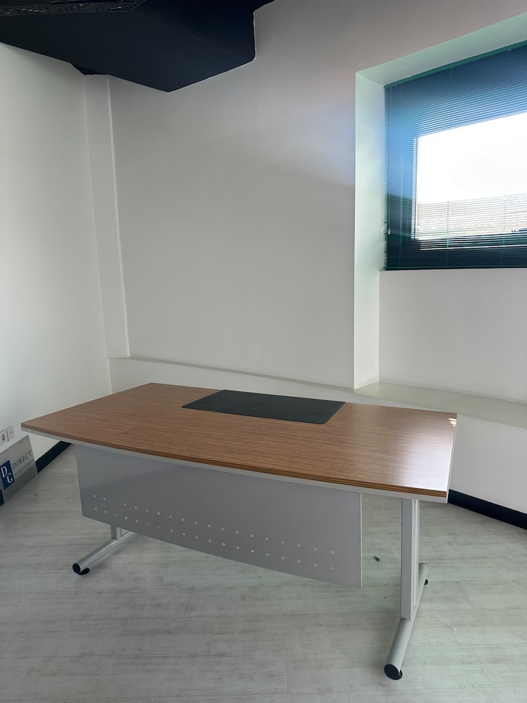 KLAS OFİS ÜSKÜDAR 180X80 CEVİZ SÜMENLİ MÜDÜR MASASI İKİNCİ EL - 3