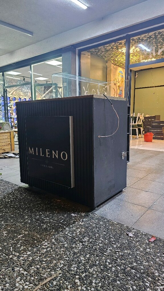 Led tabelalı çekmeceli dolaplı banko - 2