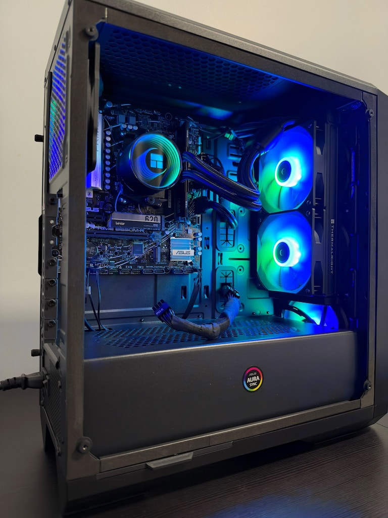RYZEN 5 7600 / 16 GB DDR5 6000MHZ / 1 TB SSD - 6