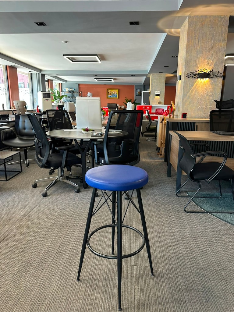 KLAS OFİS ÜSKÜDAR MAVİ SİYAH BAR SANDALYESİ İKİNCİ EL - 2