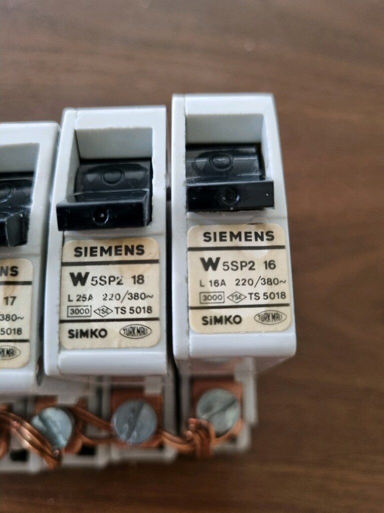 5 adet Çıkma Siemens Sigorta - 4