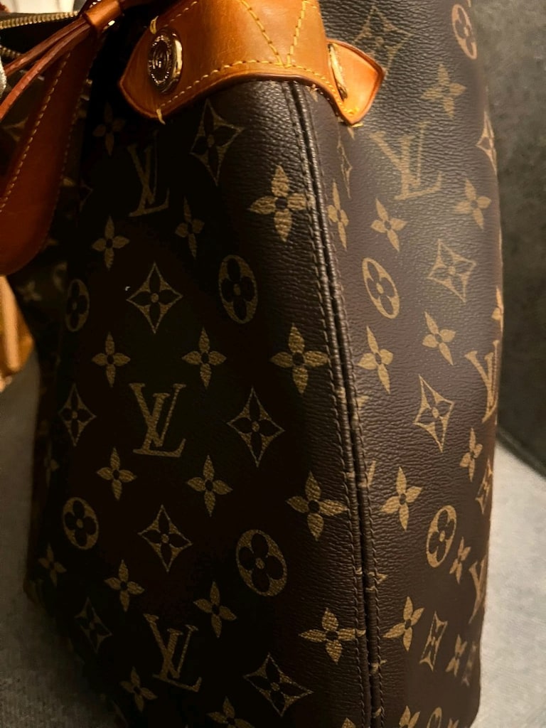 Louis Vuitton - 3