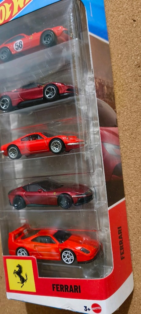 Hot Wheels Ferrari 5'li Set (AÇIKLAMAYI OKU) - 4