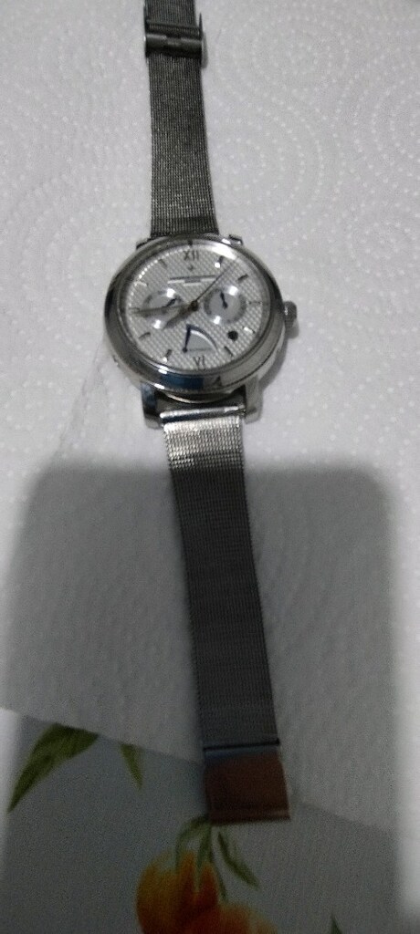 SAATLER VE TESPİHLER. SATILIK - 12