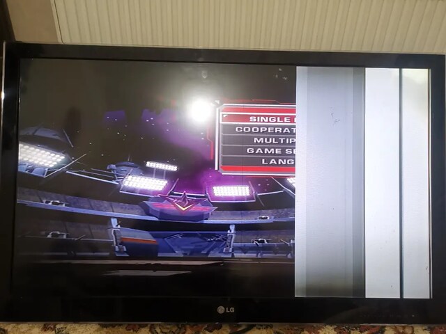 LG TV kırık yok