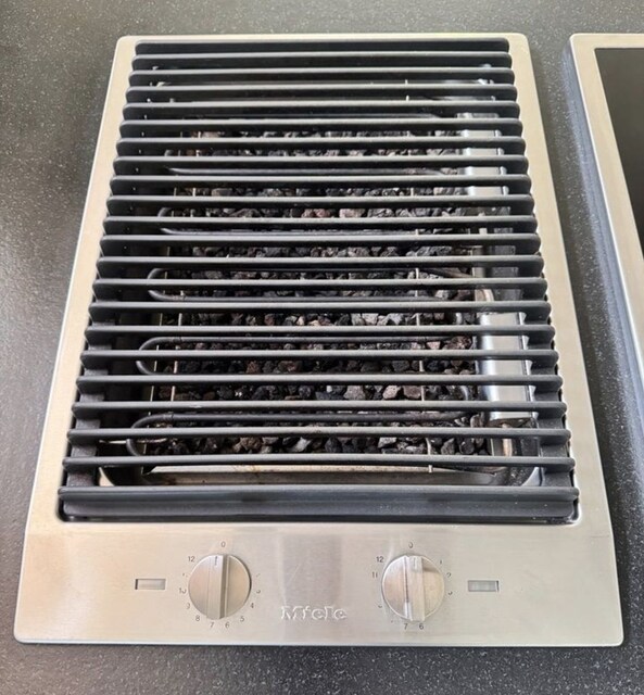 Miele CS 1312 Barbekü Izgaralı Ocak