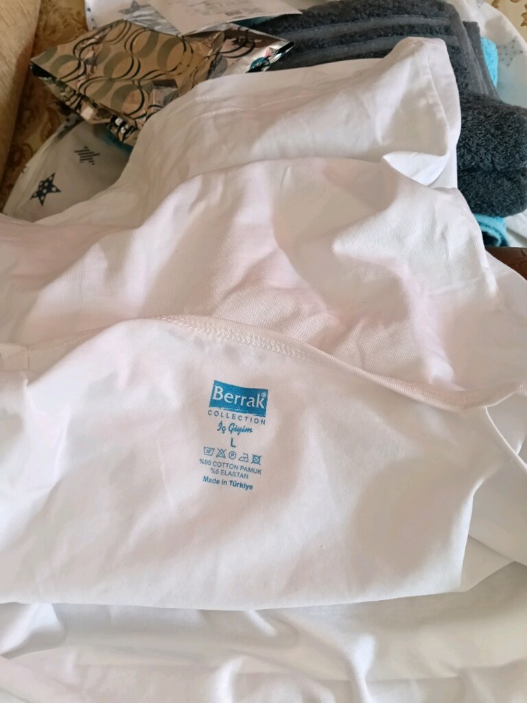 beyaz ince askılı atlet toplam 4 tane tanesi 55tl - 3