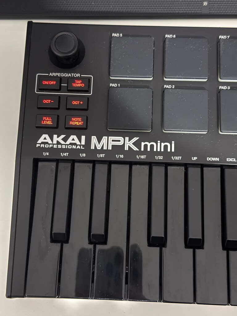 Akai MPK mini 3 - 3