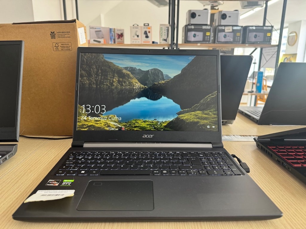 ACER *AMD RYZEN 5 5500U *16 GB RAM *512 GB SSD *RTX 3050 4 GB E.K - 2