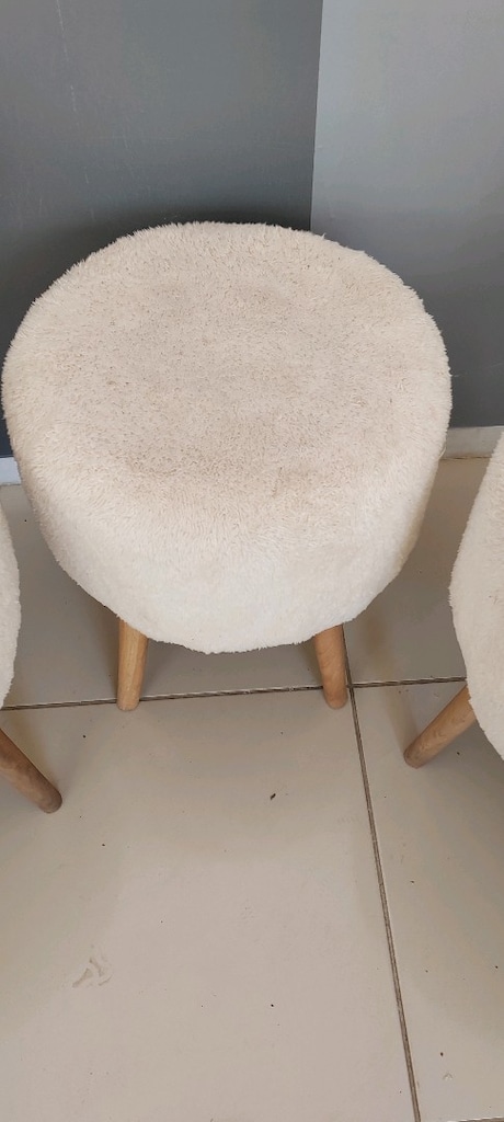 2 Adet Berjer + 1 Puf | Teddy/Bukle Kumaş | Ahşap Ayaklı - 3