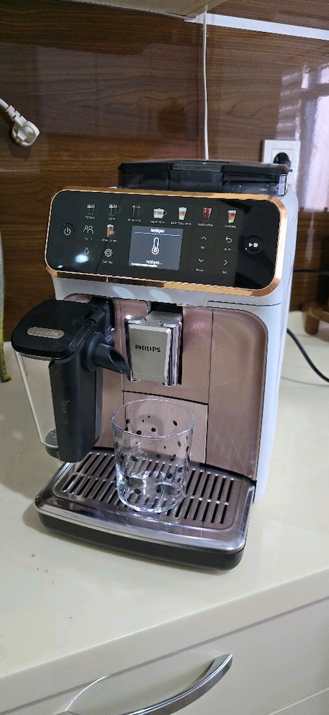 PHILIPS LATTE GO 5550 BEYAZ - 4