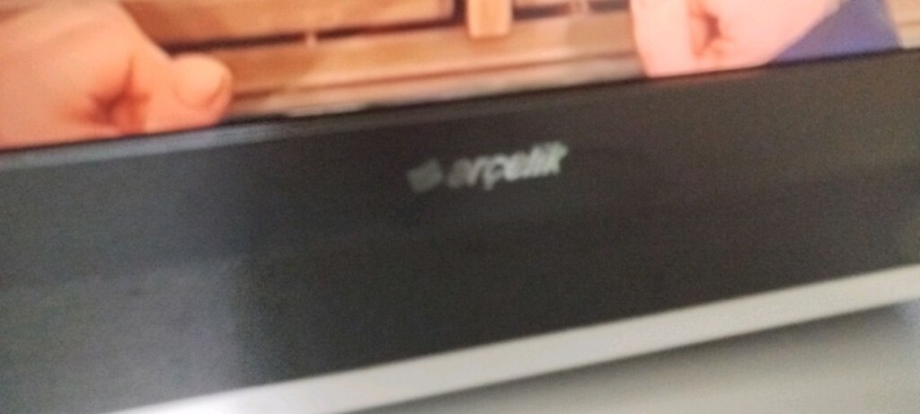 Arçelik 82 ekran TV - 2