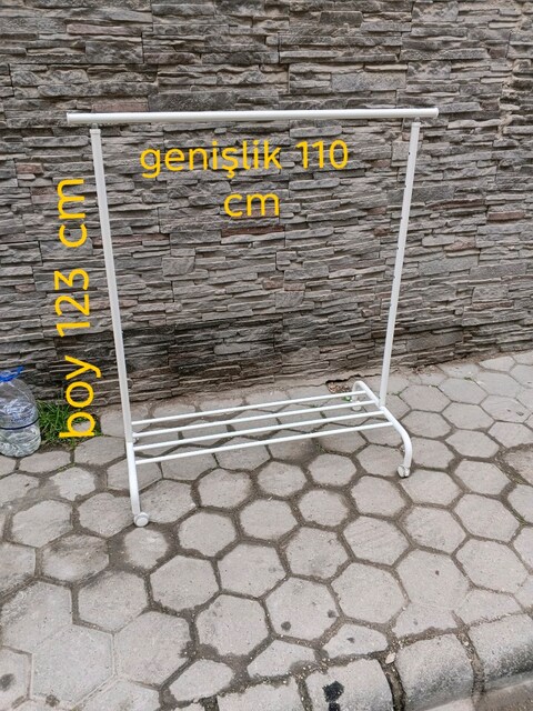 elbise askılığı tekerlekli boyu alçalıp yükselir