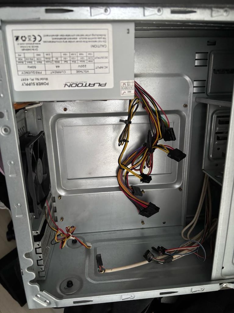 ZENON KASA 300W PSU DAHİL - 6