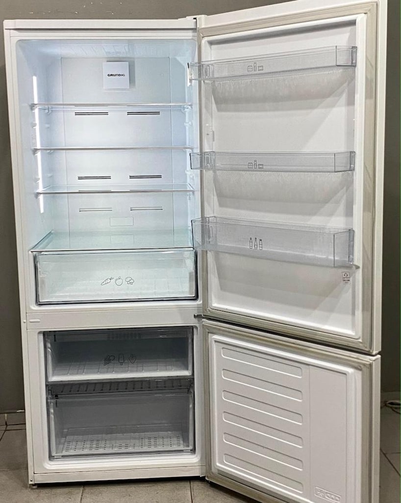 GRUNDIG YENI NESIL ALTTAN BUZLUKLU BUZDOLABI SORUNSUZ HEMEN TESLİM - 4