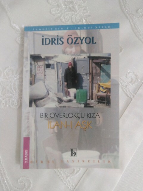 Bir Overlokçu Kıza İlan-ı Aşk