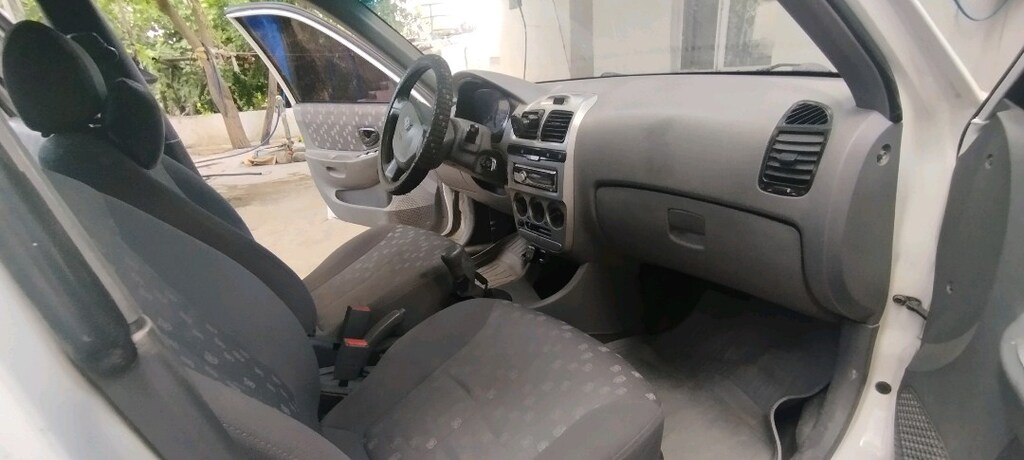 Hyundai Accent Admire - 10