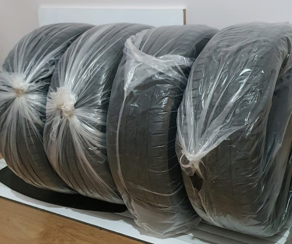 Yaz lastiği 215 45 17r - 4