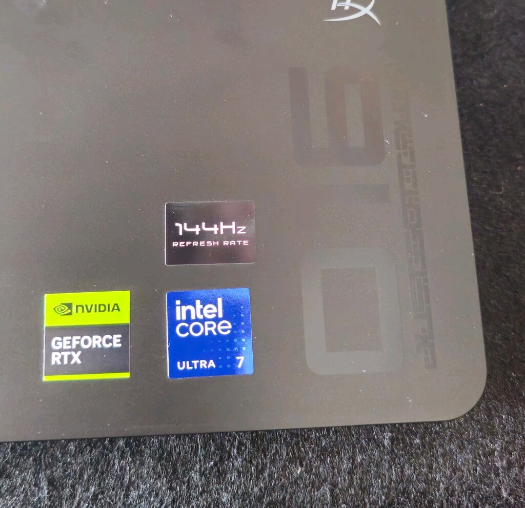 HP OMEN OYUNCU NOTEBOOK U - 2