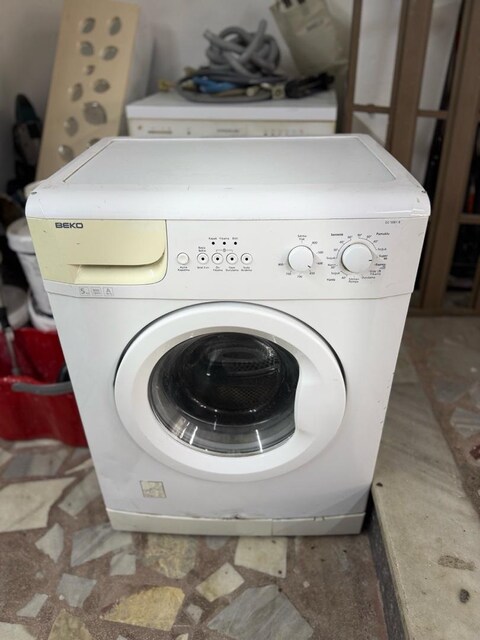 Beko 5 Kg 800 Devir Çamaşır Makinesi – Çalışır Durumda