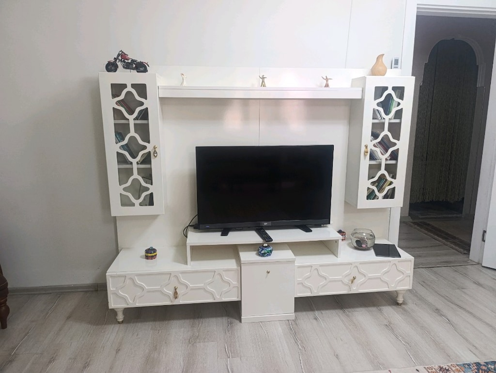 koltuk takımı, TV ünitesi, orta sehpa,3 lu sehpa - 4